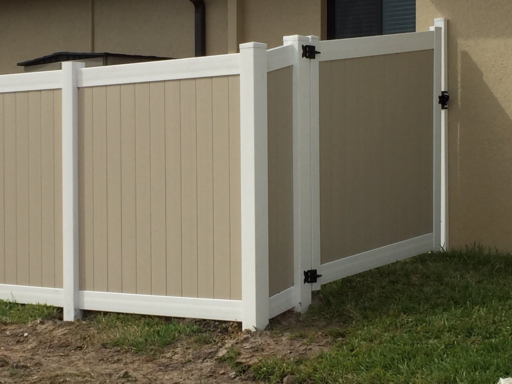 Fence Contractors Cape Coral, FL