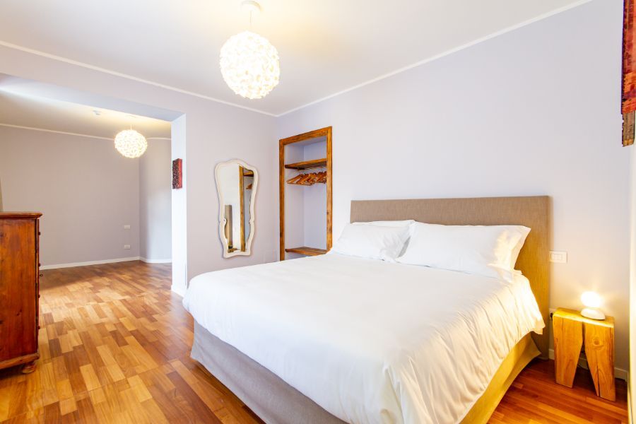 camera d'albergo moderna