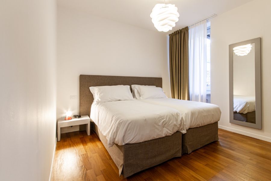 camera con letto matrimoniale della struttura ricettiva