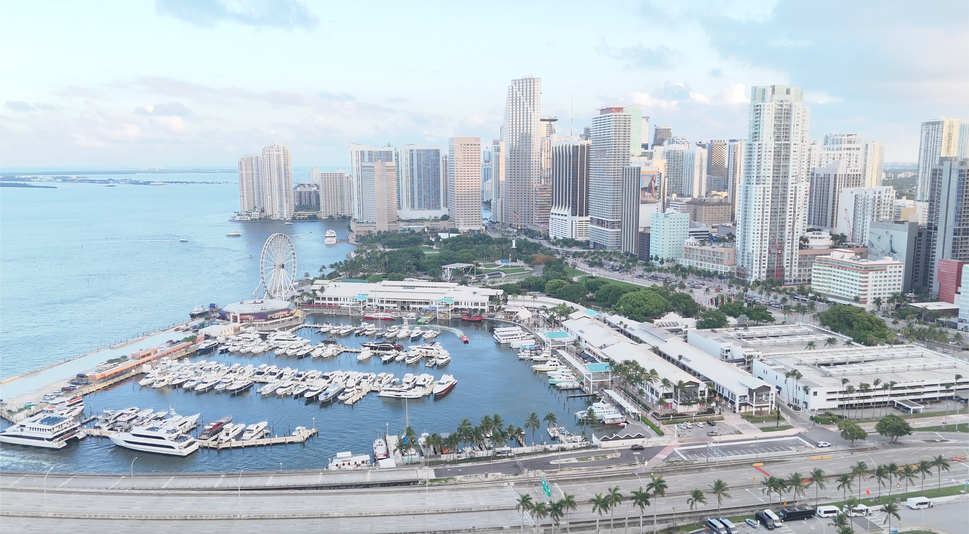 a Night boat tour, the best Night boat tour is at 8pm. see Miami on a Night Cruise
