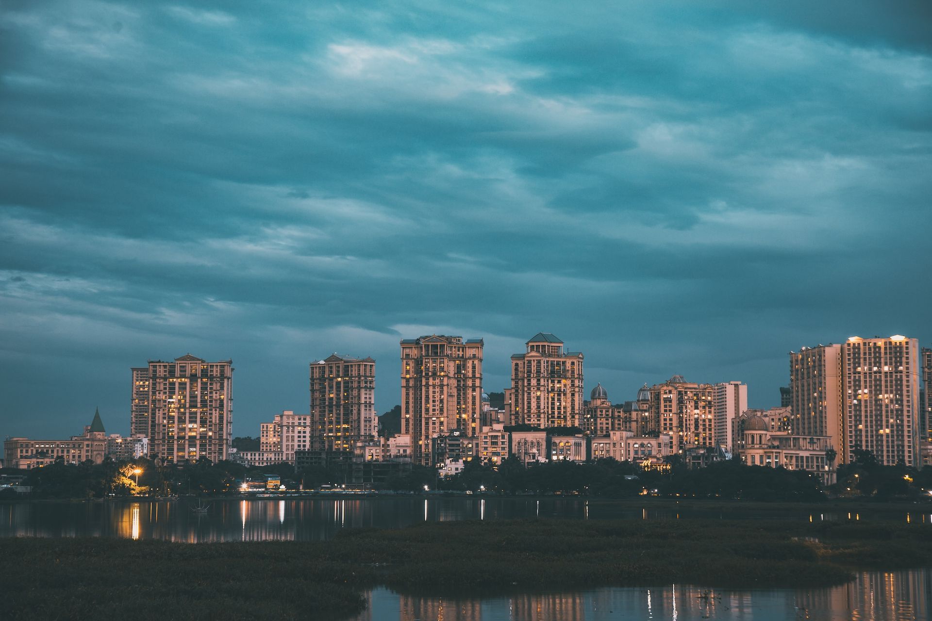 Powai Hiranandani Gardens, Mumbai