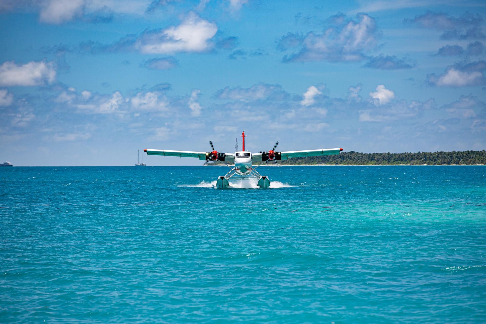 Seaplane, Maldives