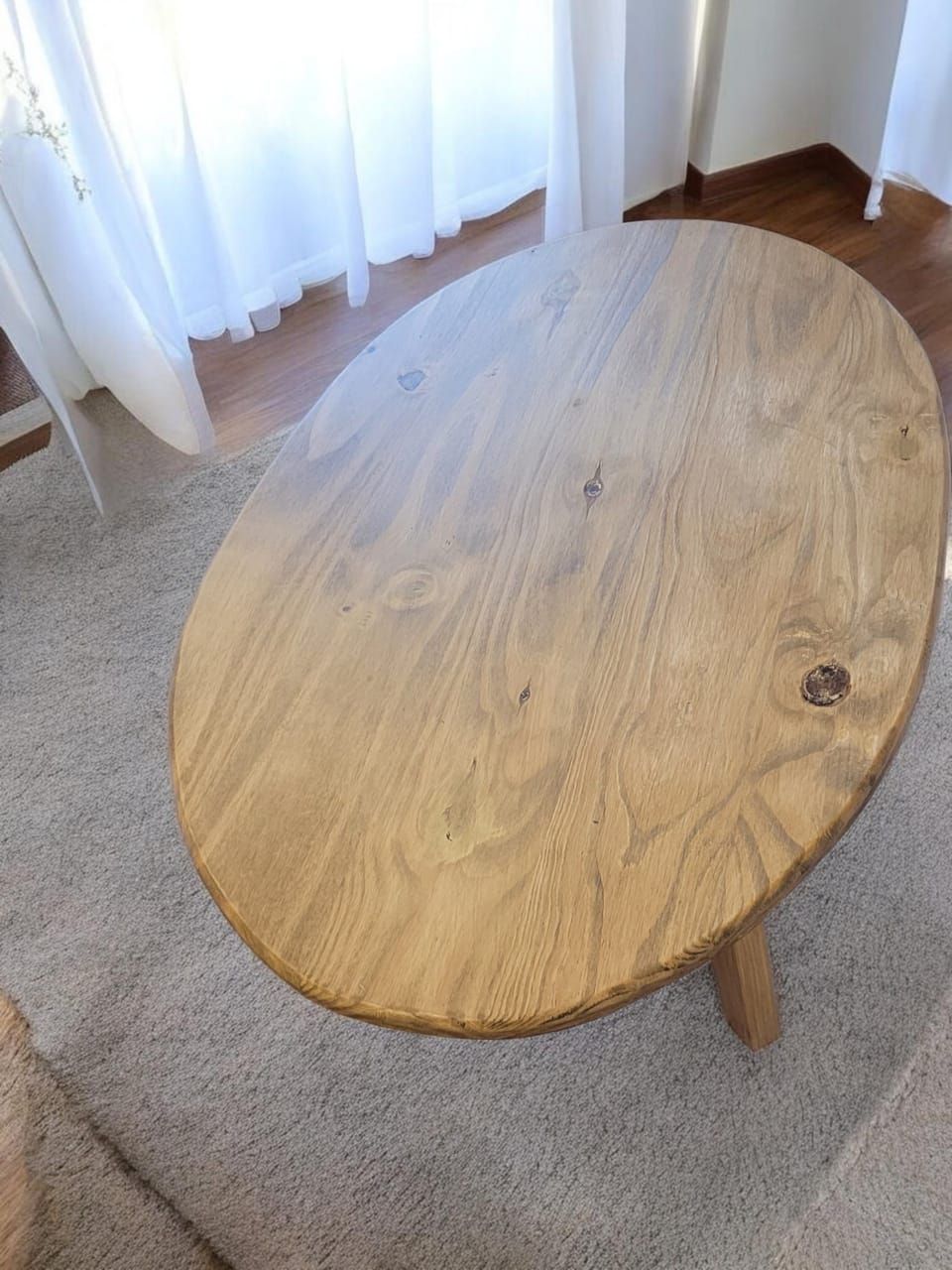Mesa Oval Ratona Petiribi