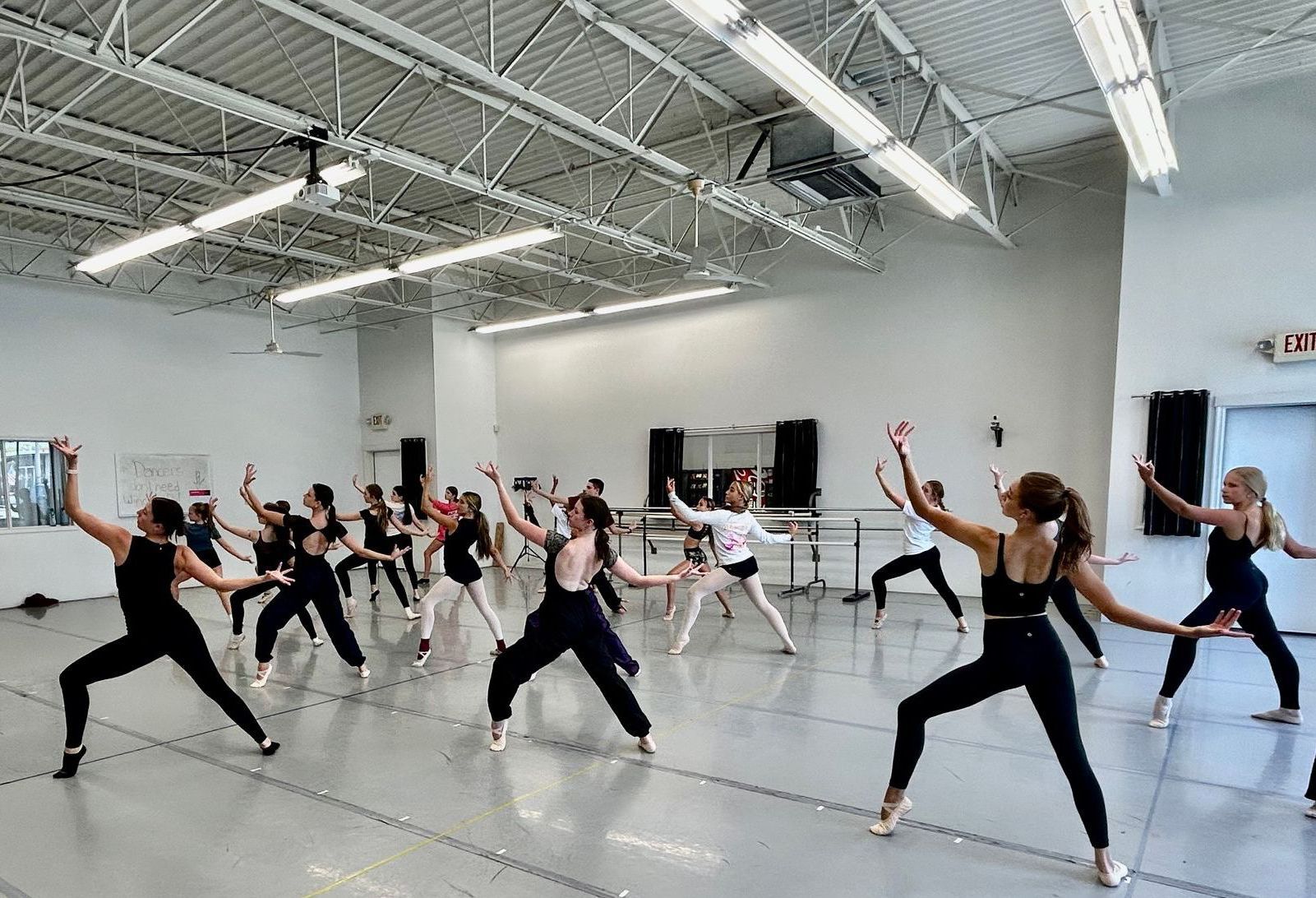 Commercial dancers