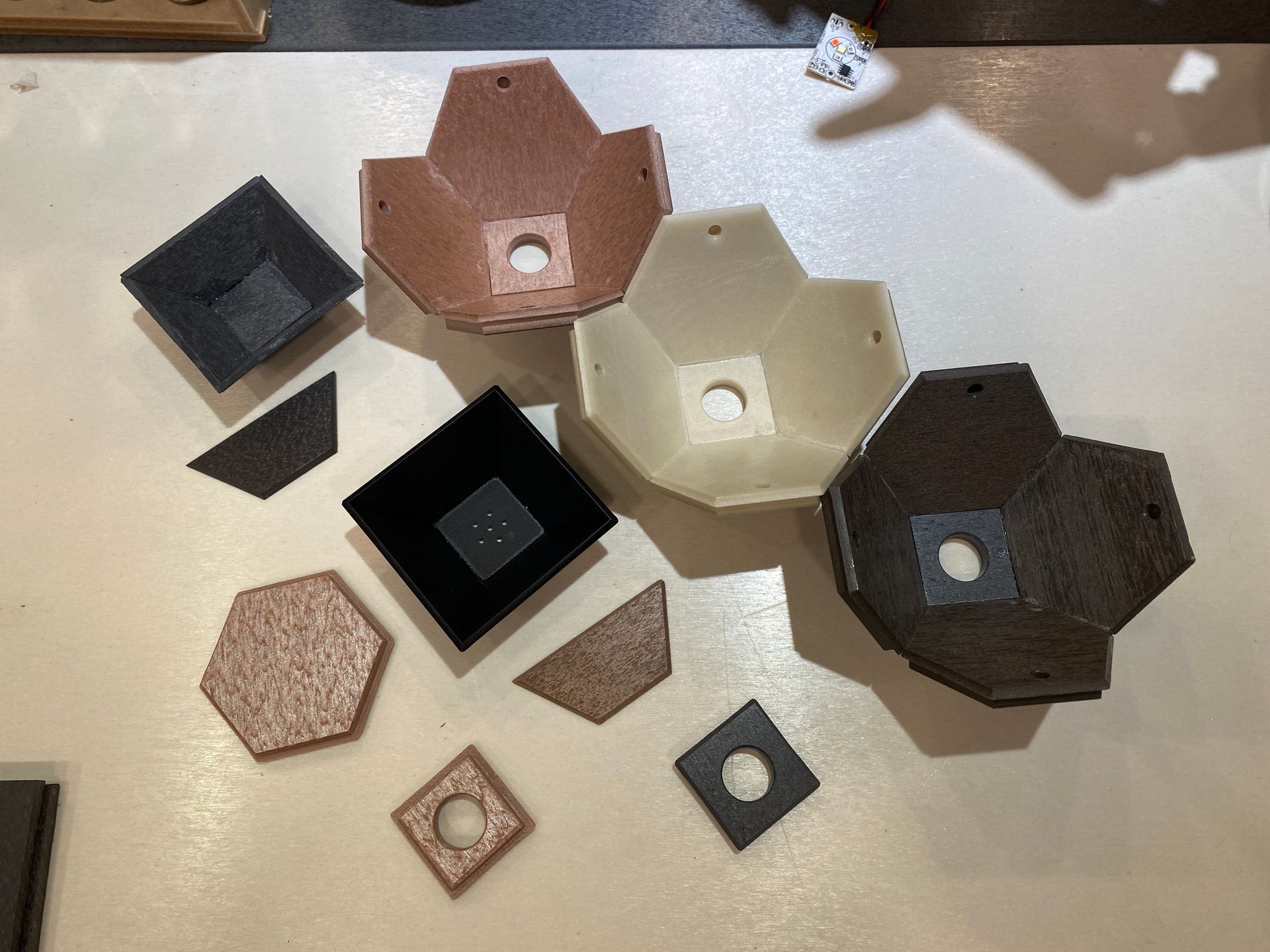 永續顧問公司推薦｜微碳石代永續顧問公司：專利永續產品「好植栽」組合式植栽單元座特寫
