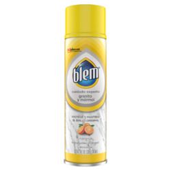 Lata de aerosol amarilla de abrillantador de muebles Blem con aroma a almendra y vainilla sobre fondo blanco.