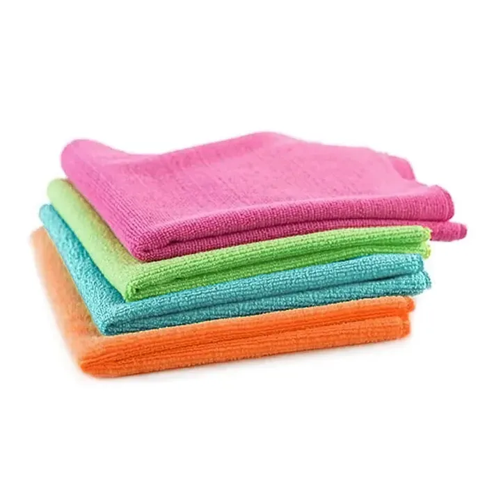 Paquete de paños de limpieza de microfibra de colores rosa, verde, azul y naranja.