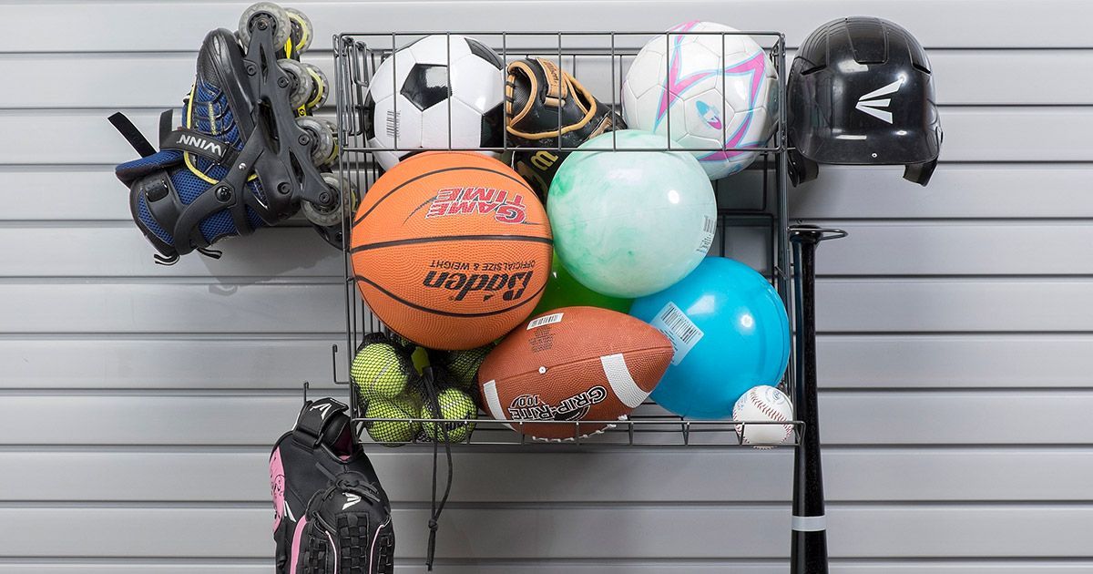 Six Ways to Maximize Space in Your Garage With a Slatwall Storage System