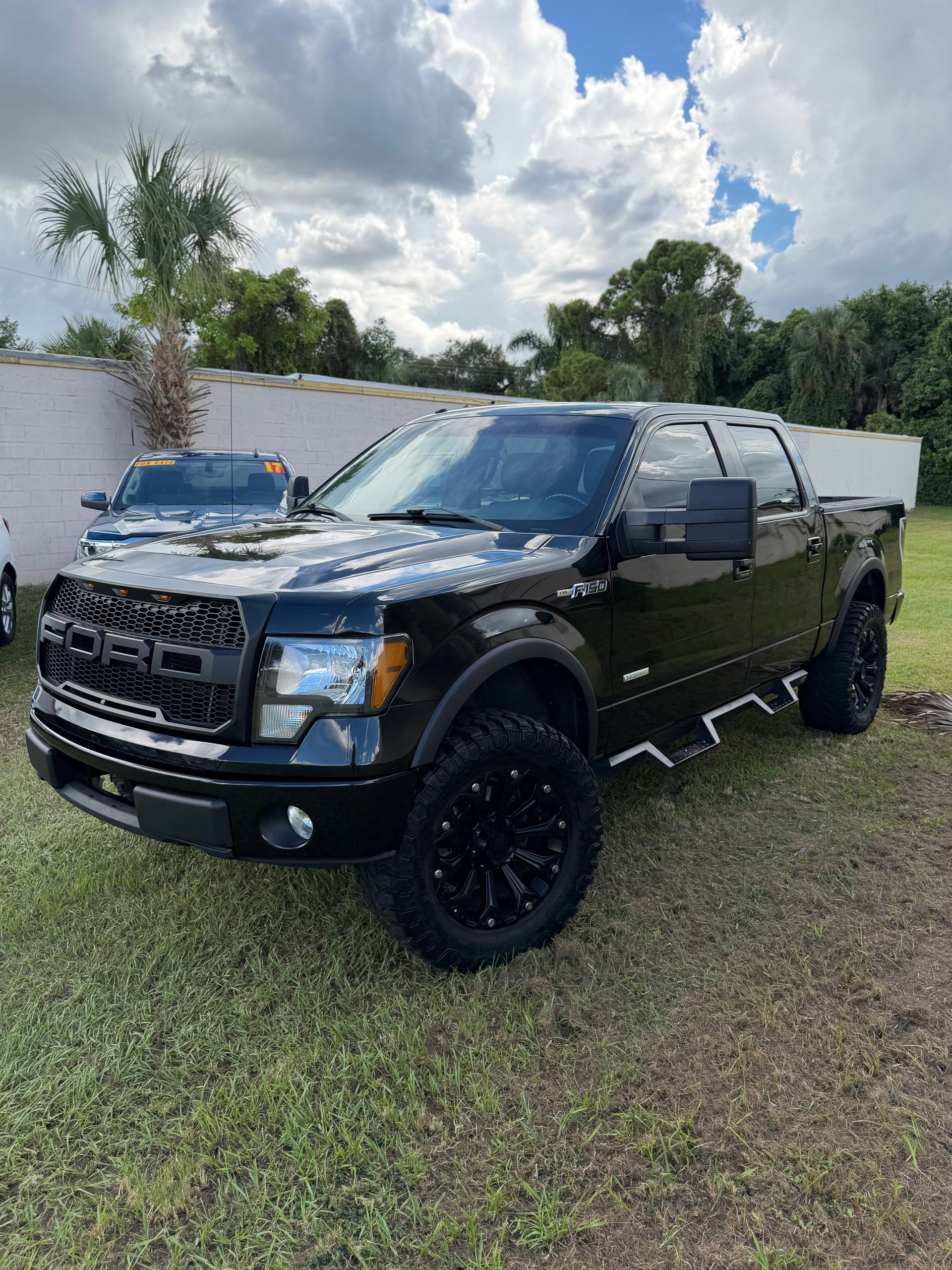 2012 Ford F150 SuperCrew Cab FX4 Pickup 4D 5 1/2 ft