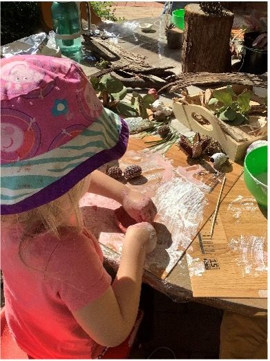 Preschool Students — Ross Circuit Preschool Centre Inc in Lavington, NSW Play group open size — Ross Circuit Preschool Centre Inc in Lavington, NSW