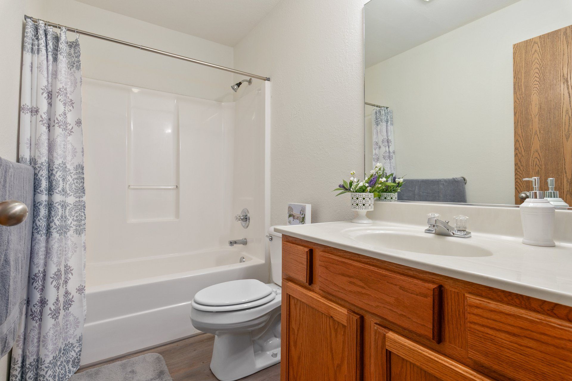 Full bathroom