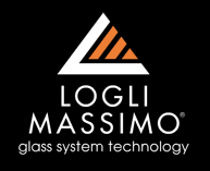 Logo LOGLI MASSIMO con testo bianco e triangolo a strisce arancioni su sfondo nero