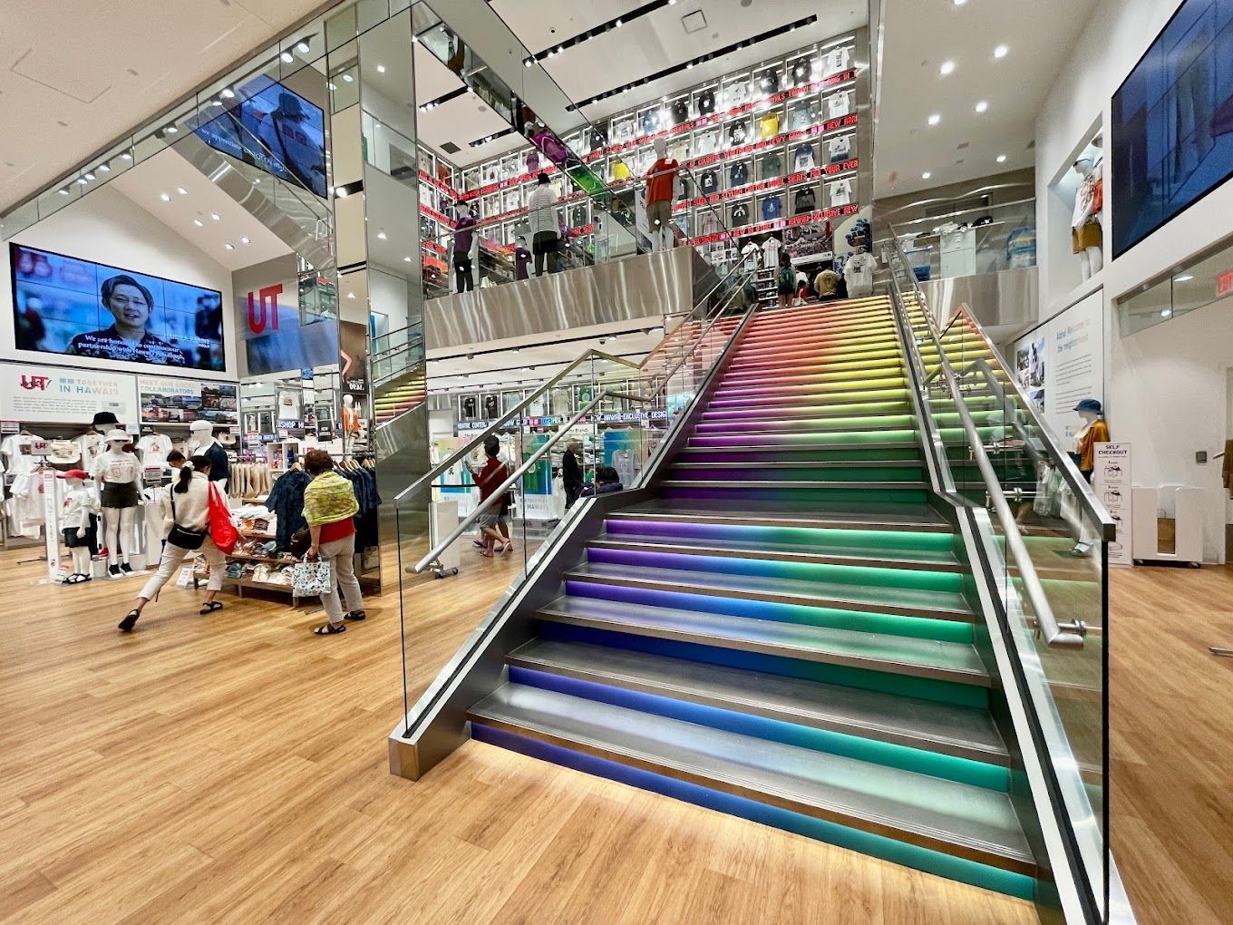 Uniqlo interior — Puunene, HI — Castaway Construction & Restoration, LLC