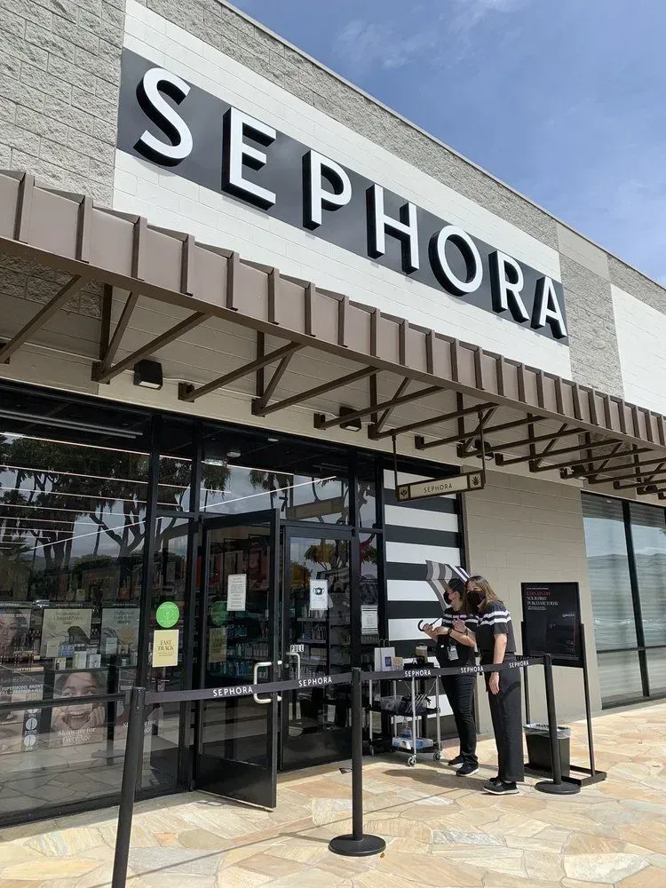 Sephora Commercial Building — Puunene, HI — Castaway Construction & Restoration, LLC