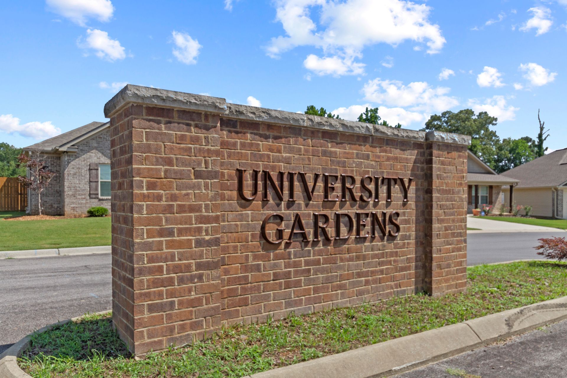 University Gardens Exterior Sign