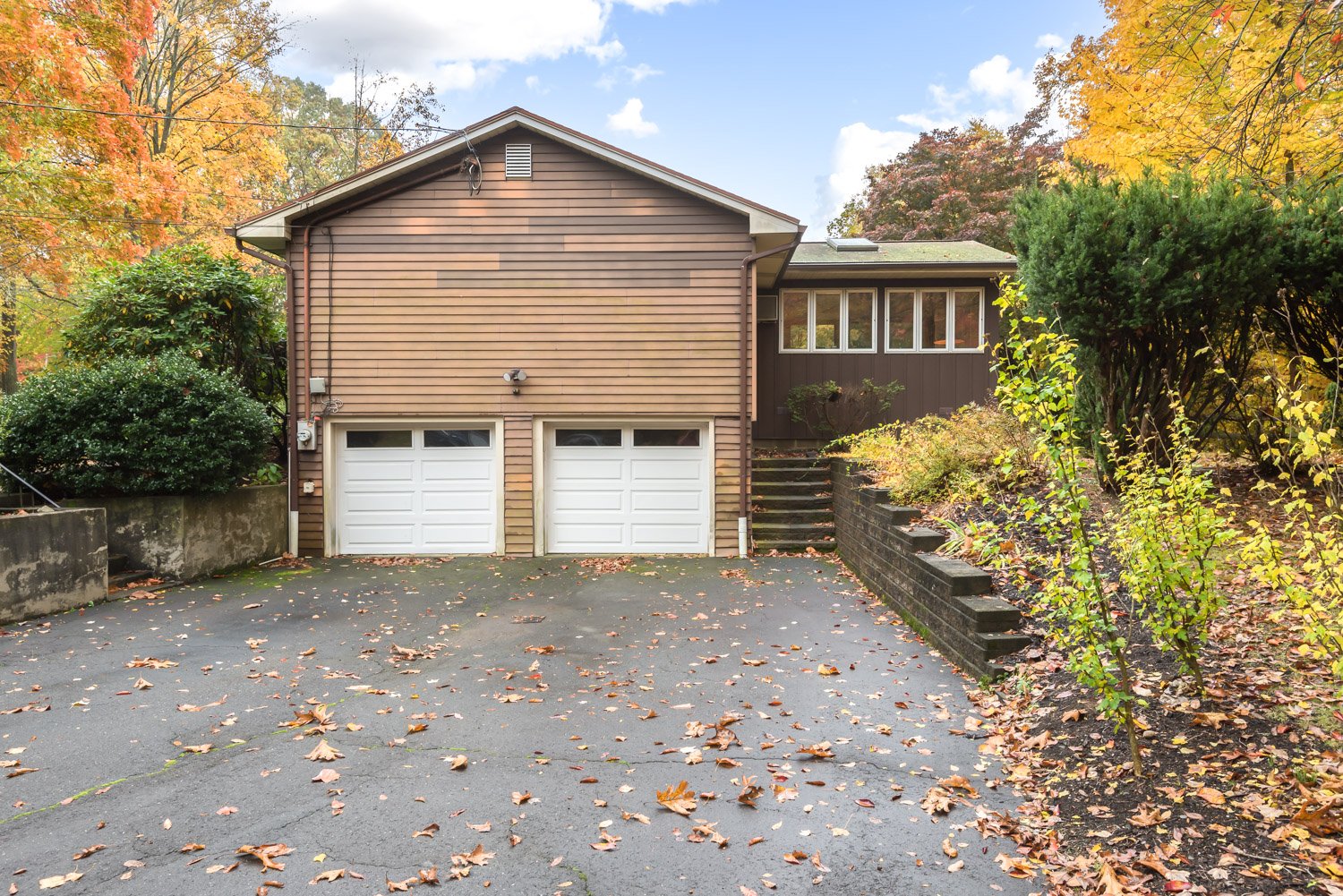 Property World Residential & Commercial Real Estate CT