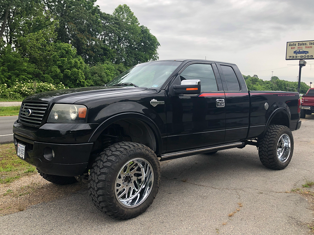 Premier Automotive Gallery Image