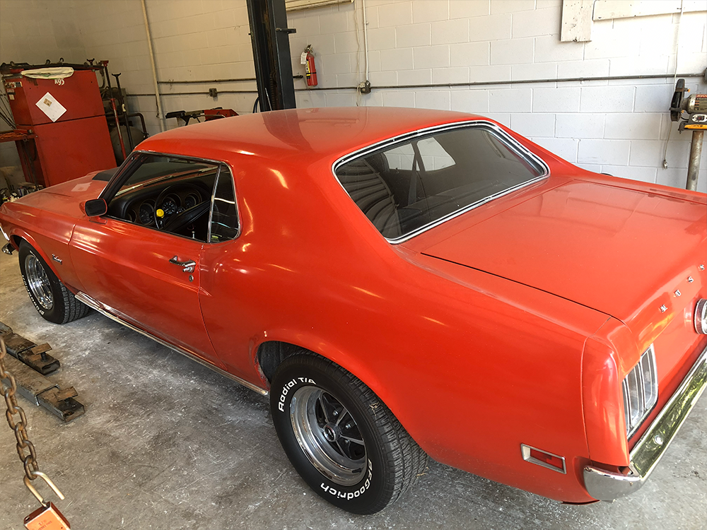 Premier Automotive Gallery Image