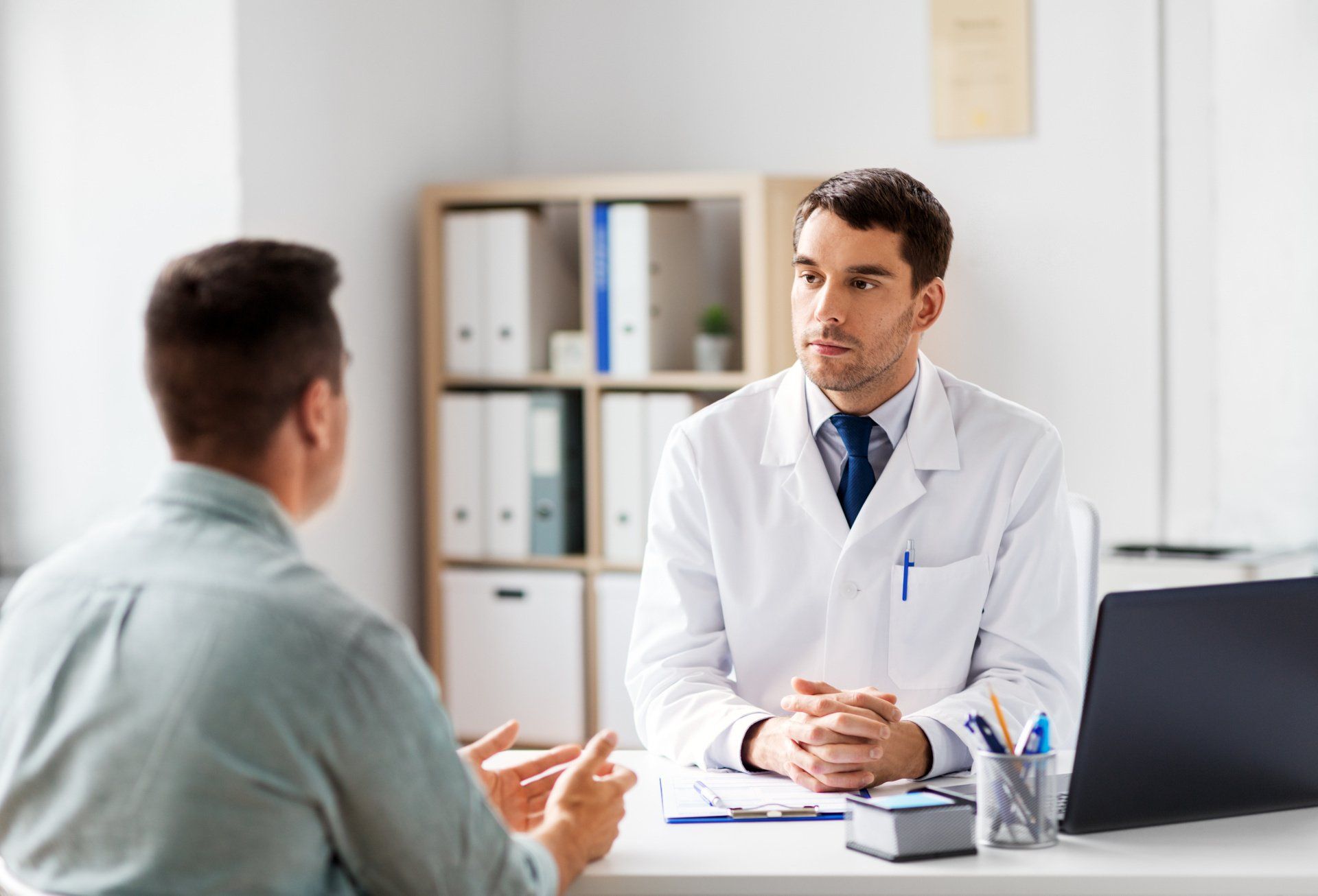 Como é feita a ureterorrenolitotripsia flexível Como é feita a ureterorrenolitotripsia flexível