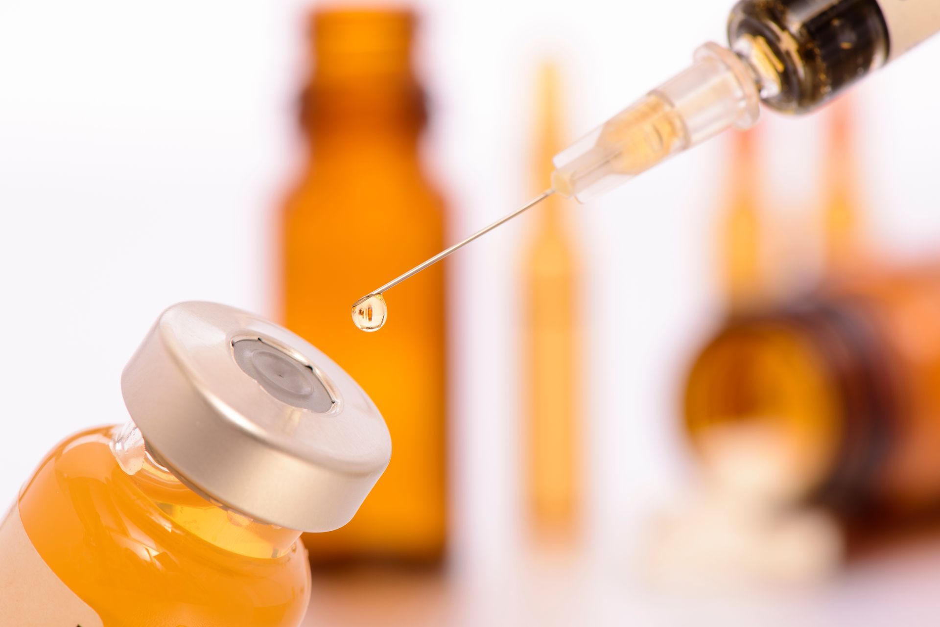 Como é feita a reposição hormonal para homem? como e feita a reposicao hormonal para homem