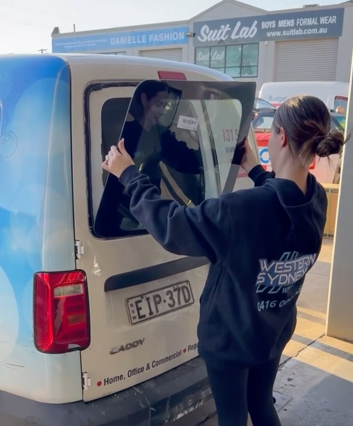 rear windscreen replacement