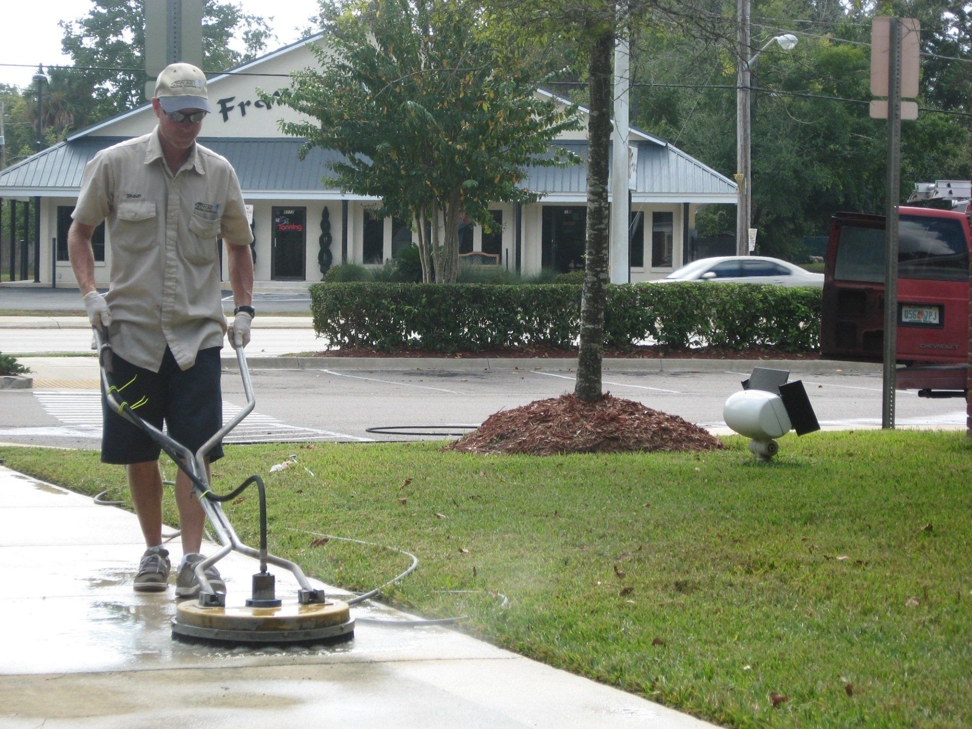 Stewart Pressure Cleaning Shaun Stewart working