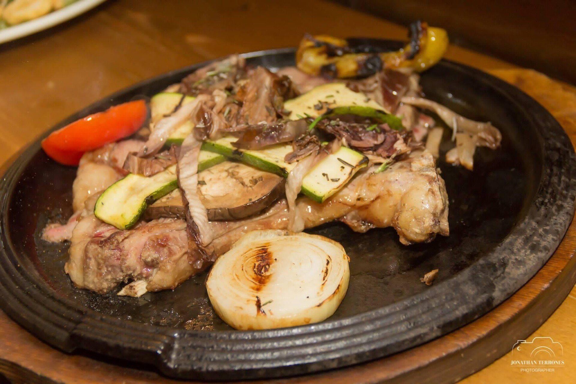 carne alla brace con verdure