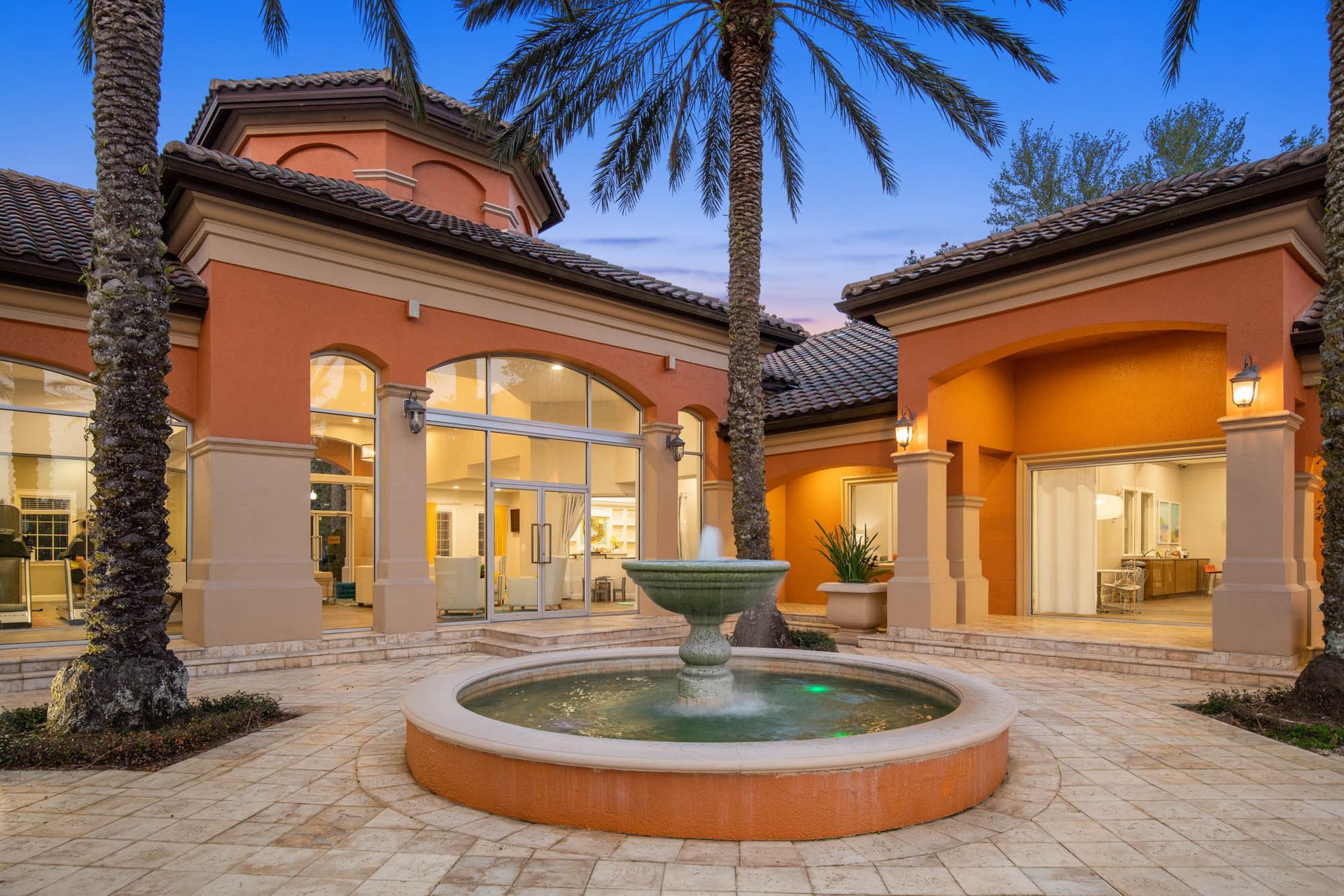 Courtyard with fountain at The Debra in Orlando, FL.