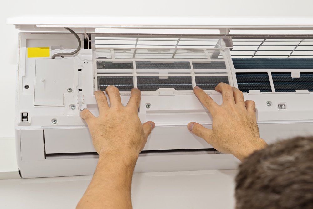 Instalação e Manutenção de Ar Condicionado - Serv Center Refrigeração