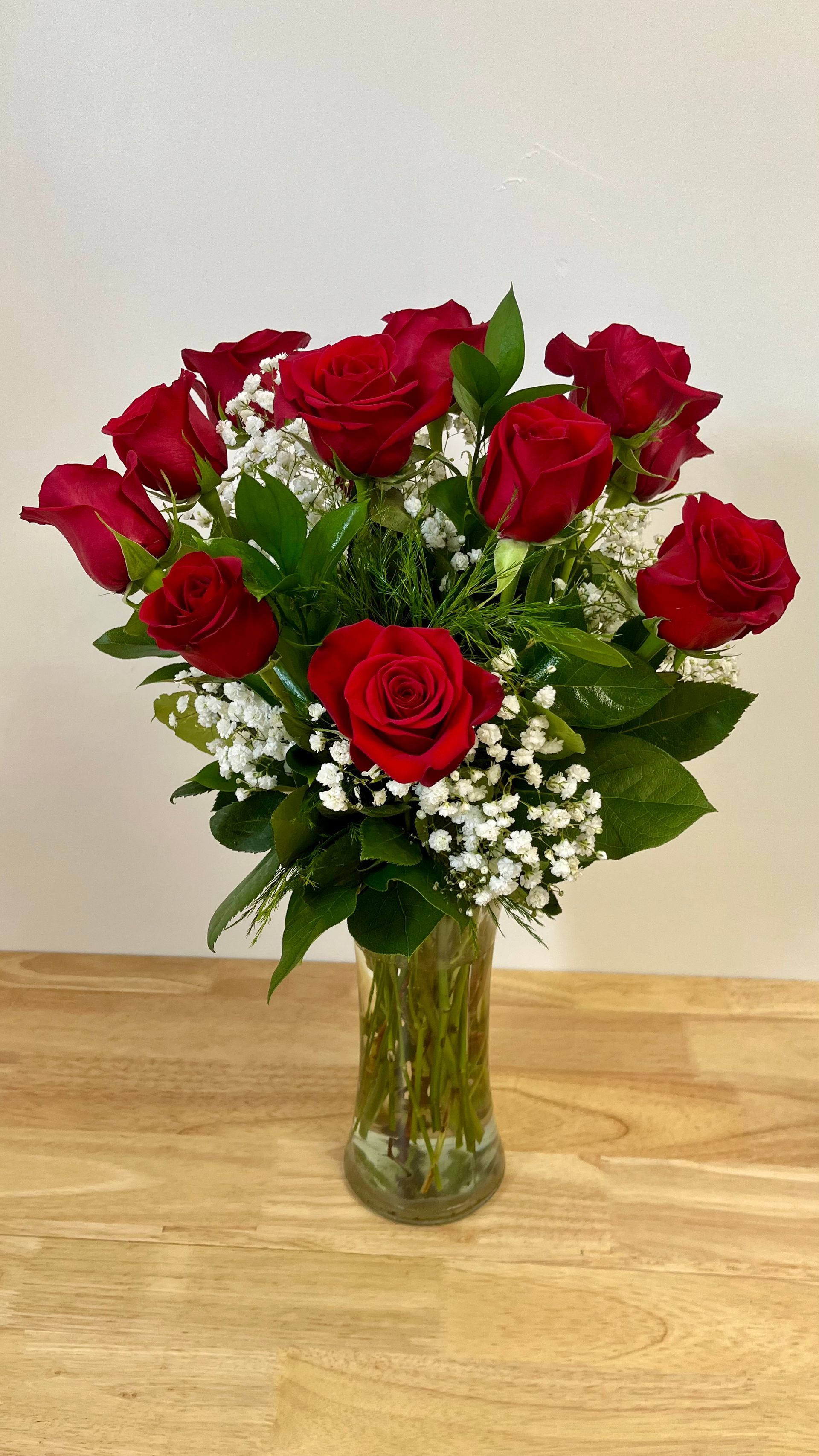 Arreglo de una docena de rosas