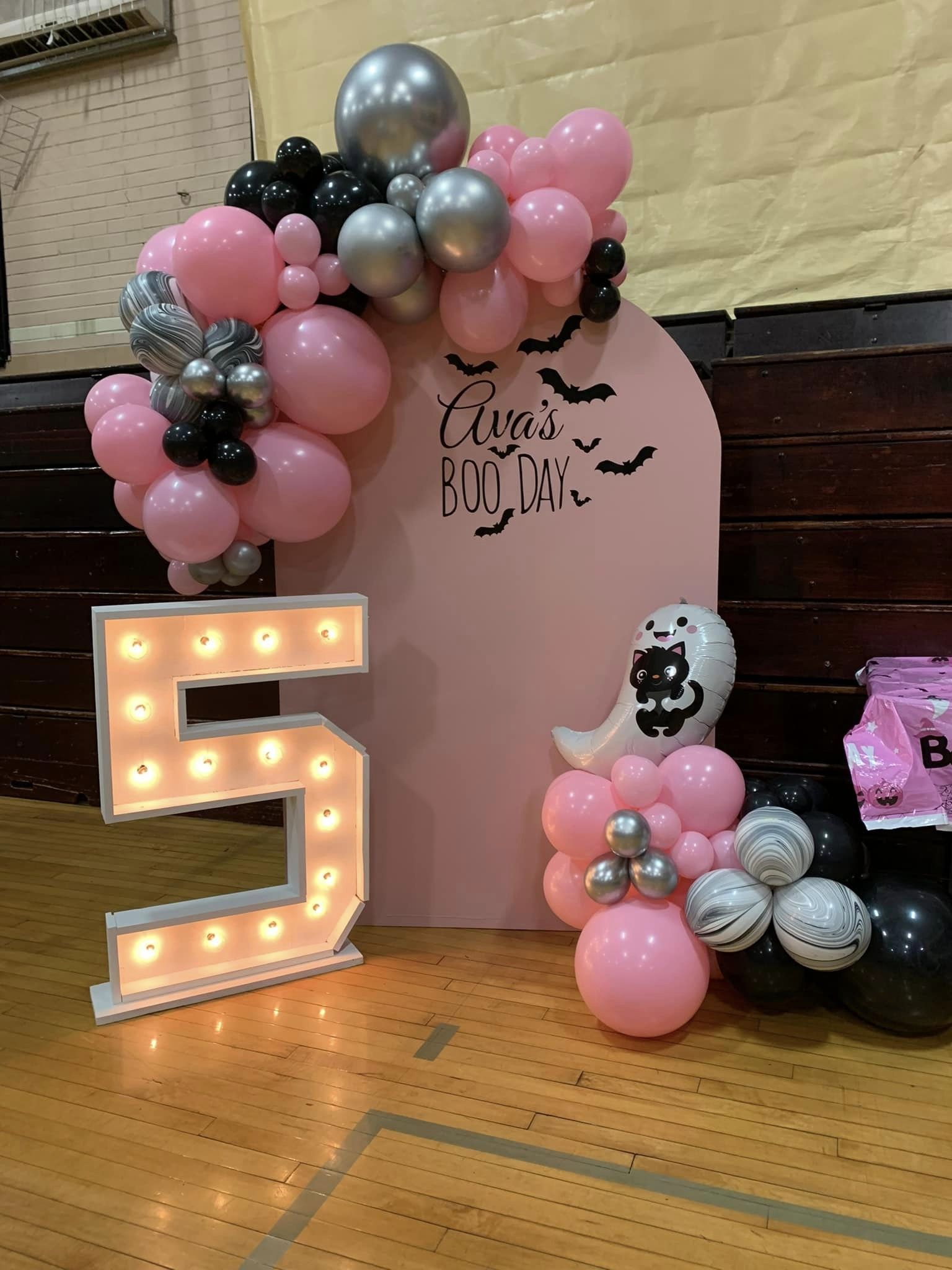 happy booday pastel halloween decoratons