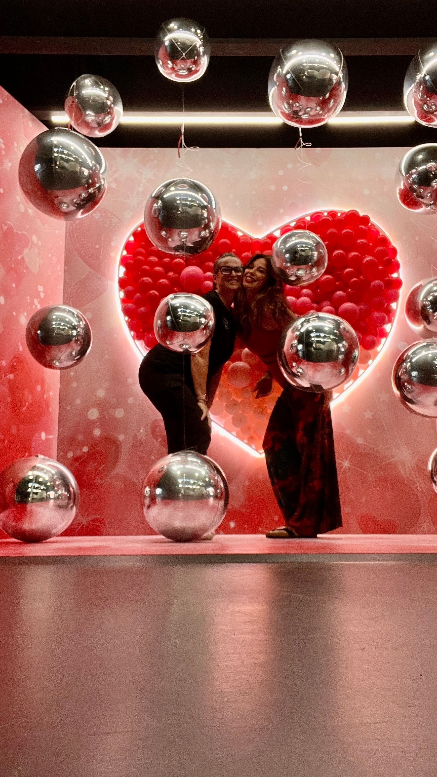 Immersive photo opportunity at an immersive experience 