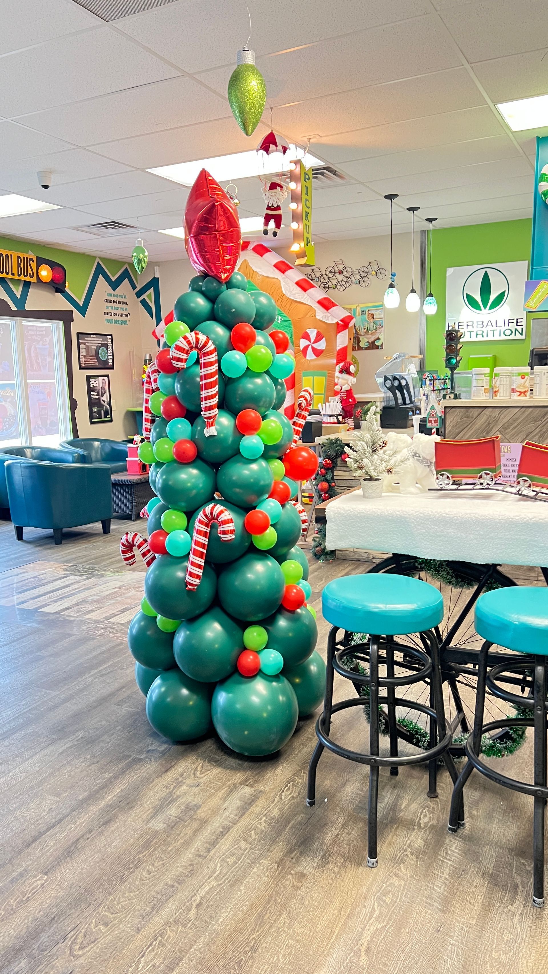 Balloon Christmas Tree at HerbalLife Nutrition. 