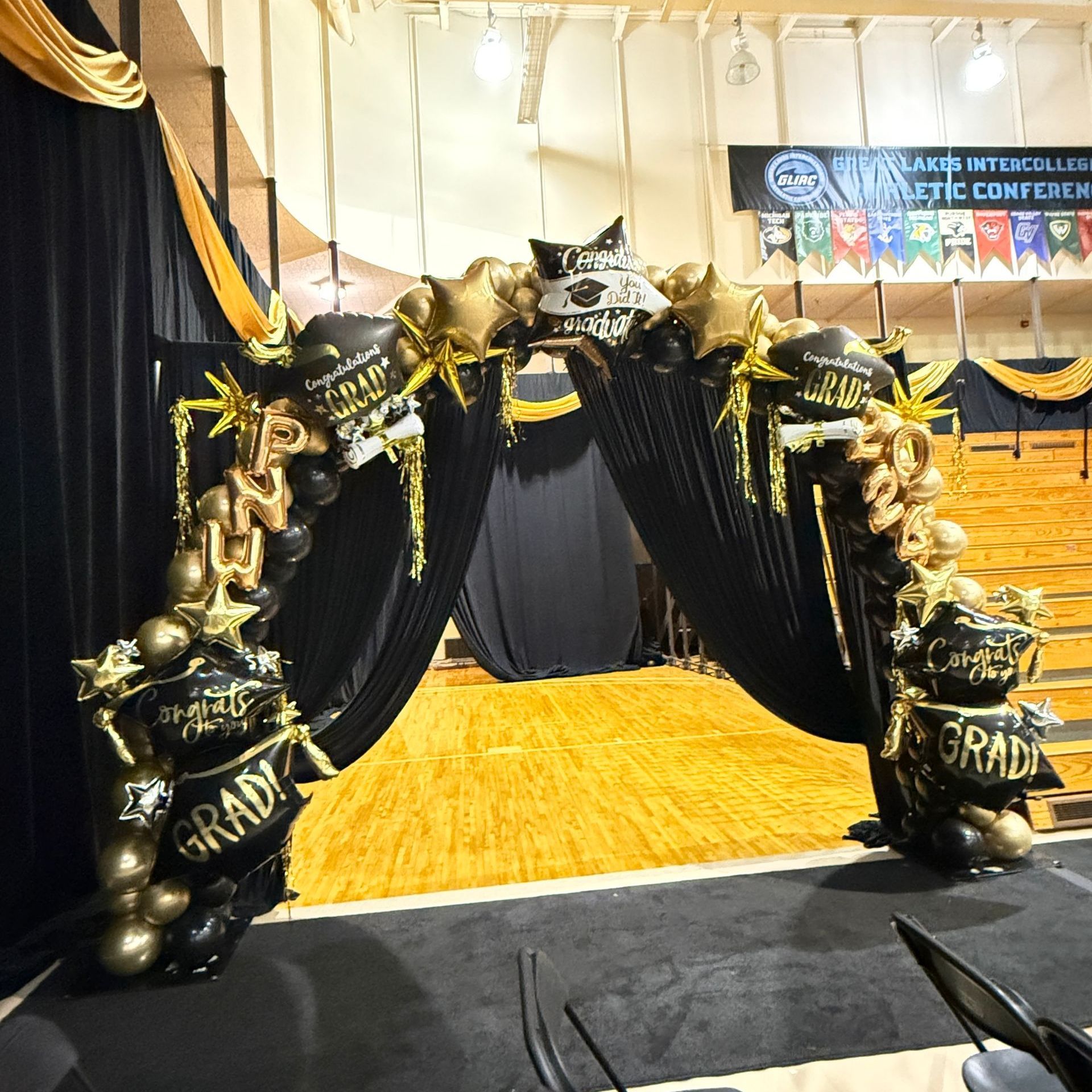 Graduation and commencement ceremony or party balloons