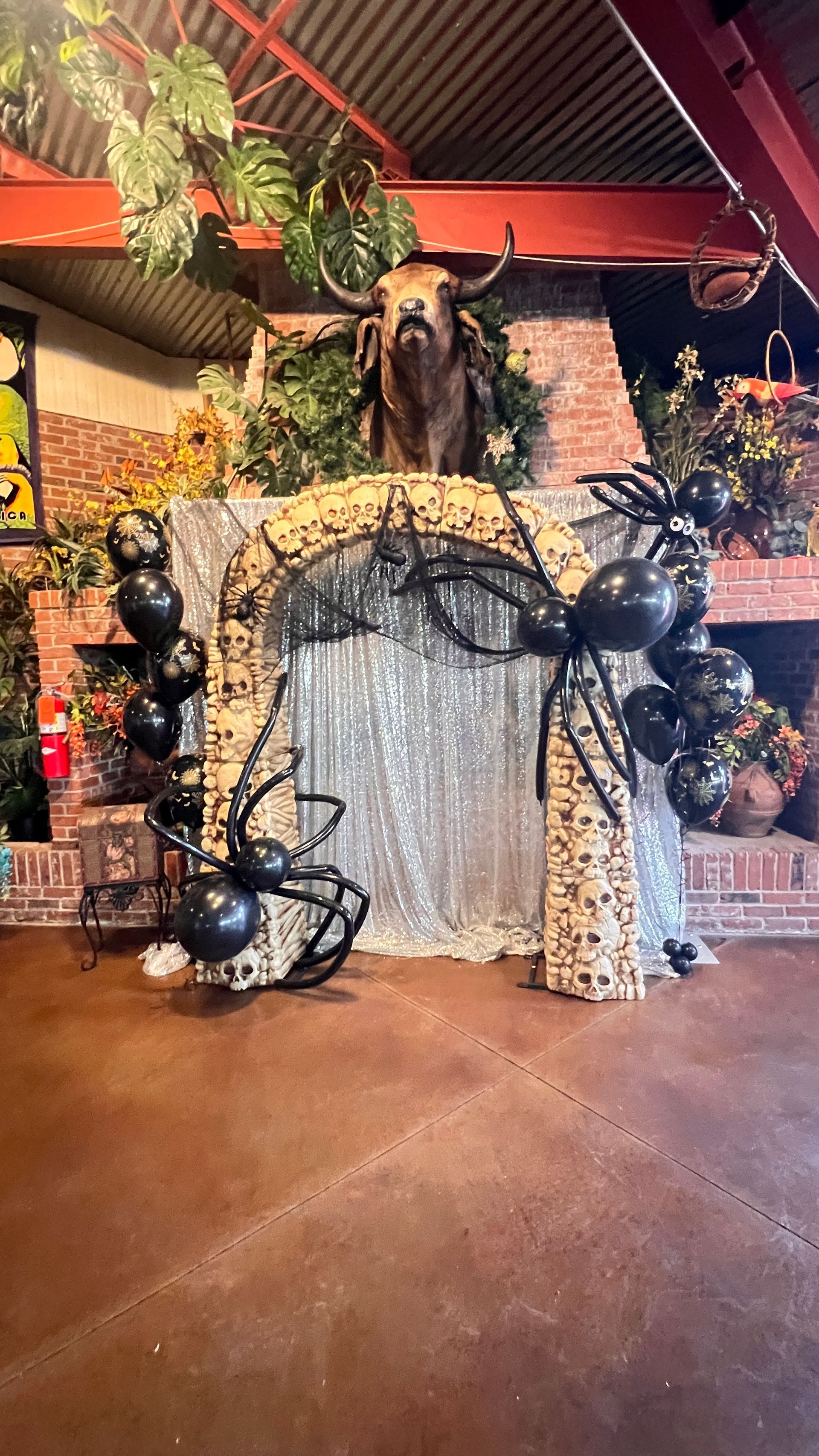 Mr. and Mrs. Clause set up to bring the holiday magic. Complete with our Organic Balloon Garland, festive foil embellishments, and light up deer that really bring the holiday magic.  