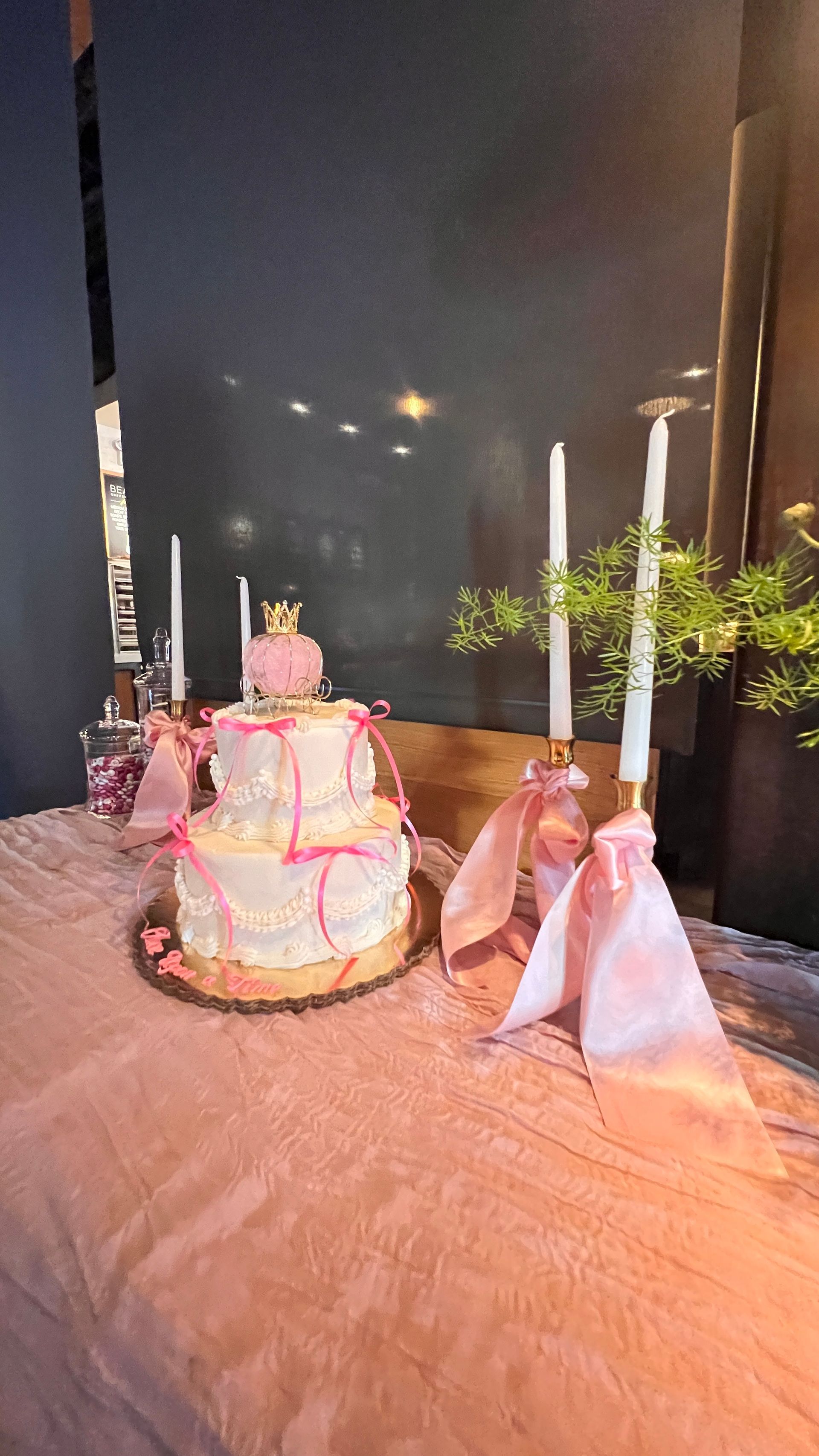 fabric bows on canclesticks