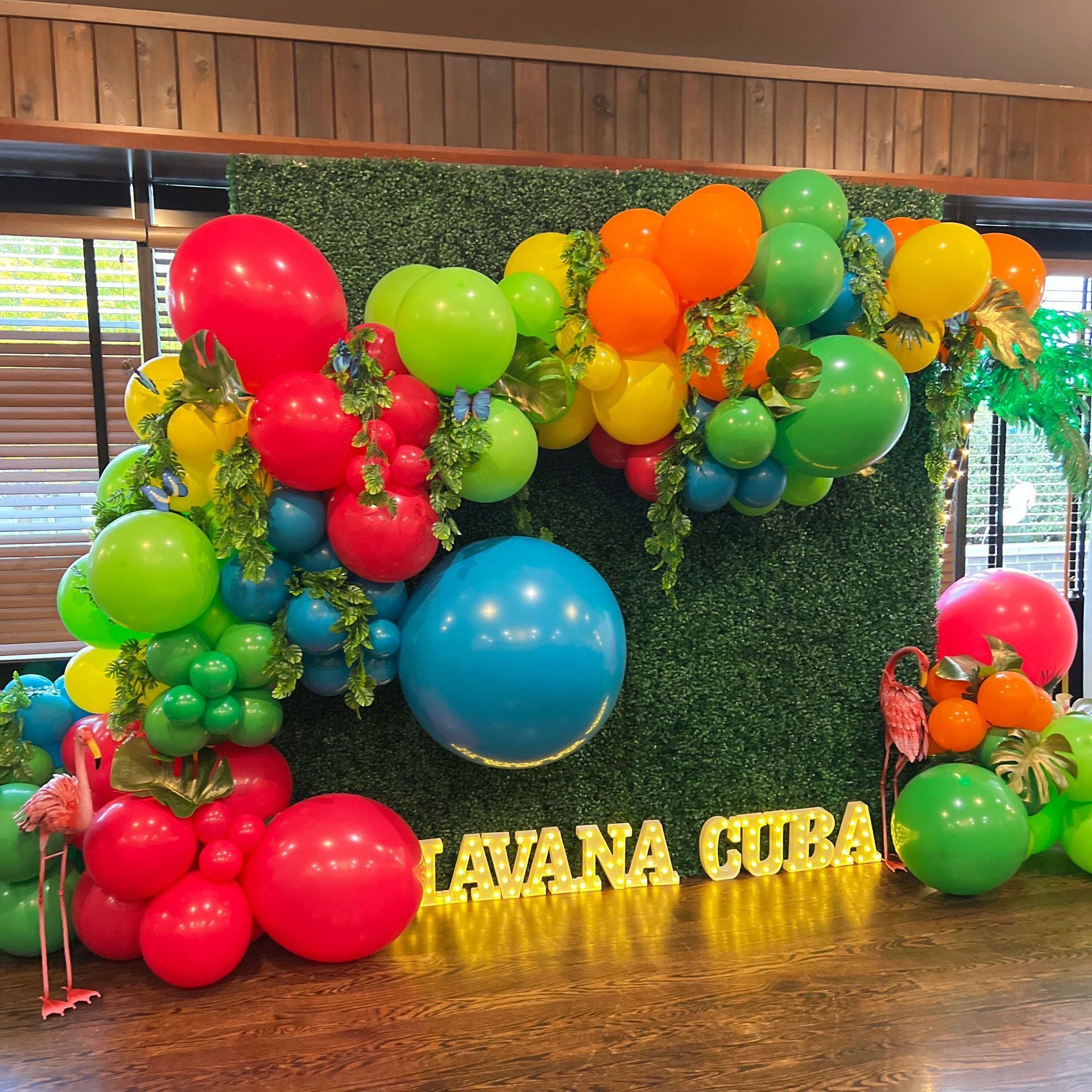 Havana night balloon garland for a company's annual meeting 
