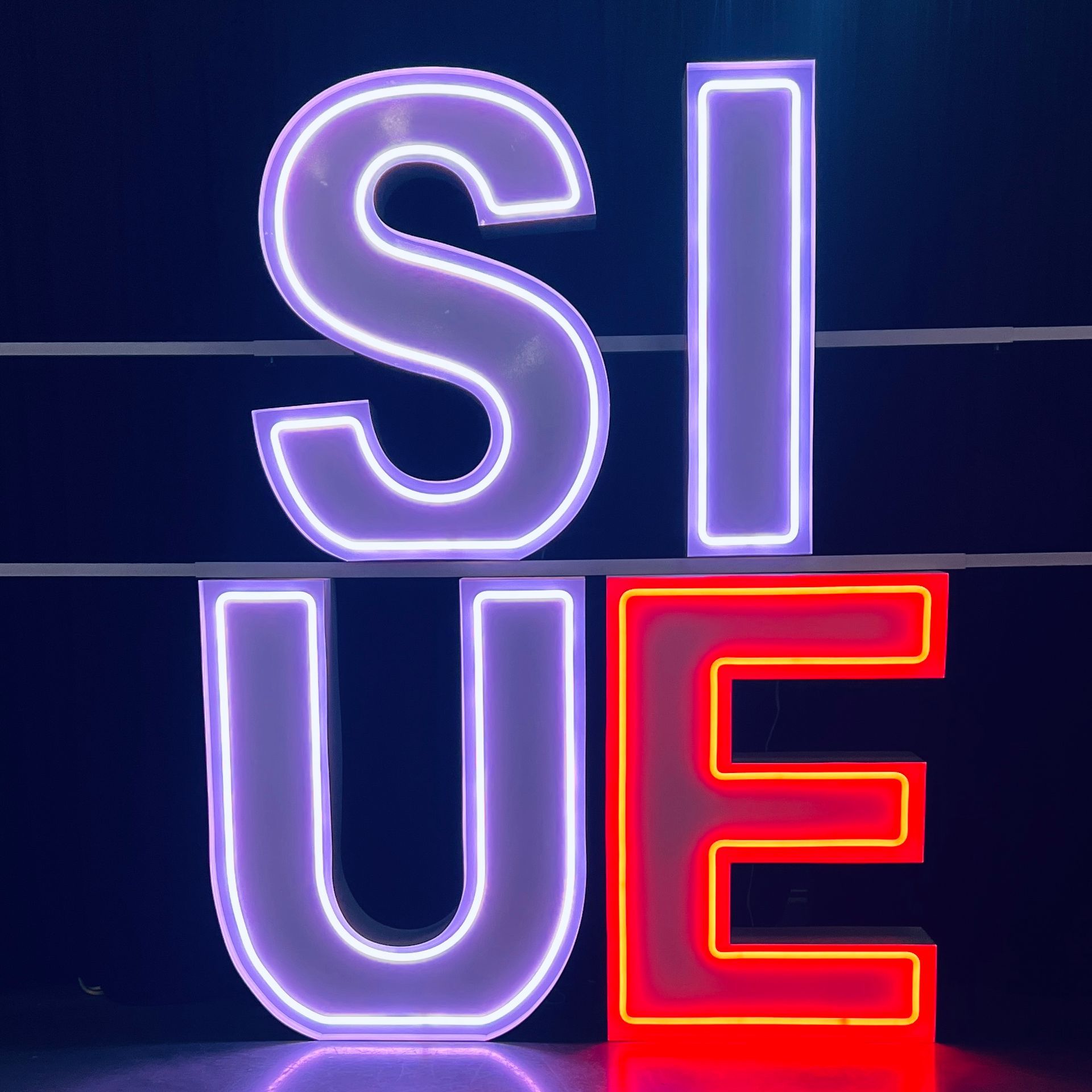 led marquee and classic marquee light up letters and numbers for rent chicagoland area