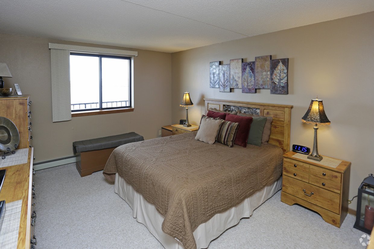 Baypoint Estates Apartments