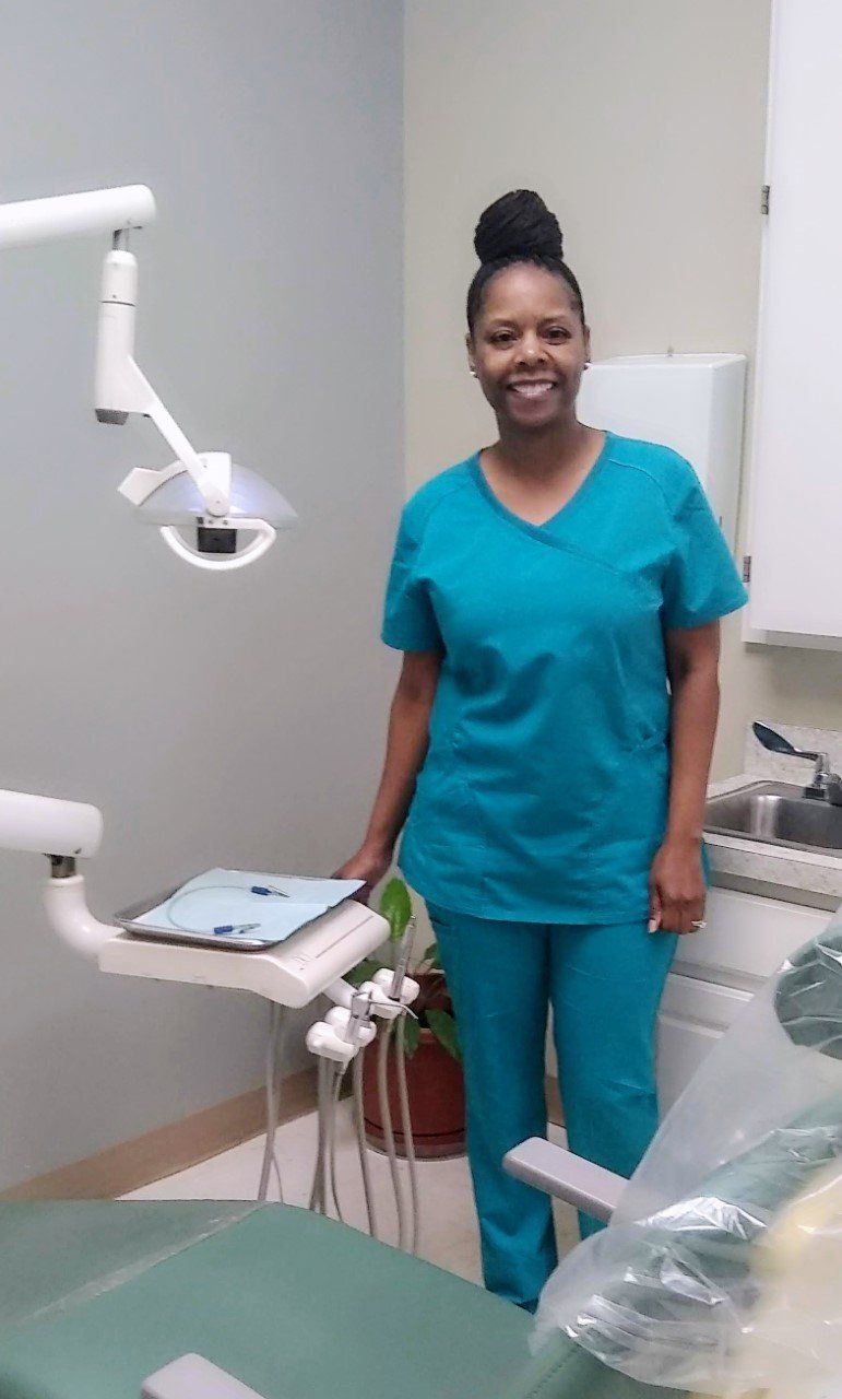 Assistant — Glen Allen, VA — Dr. Bradley R. Anderson, DDS