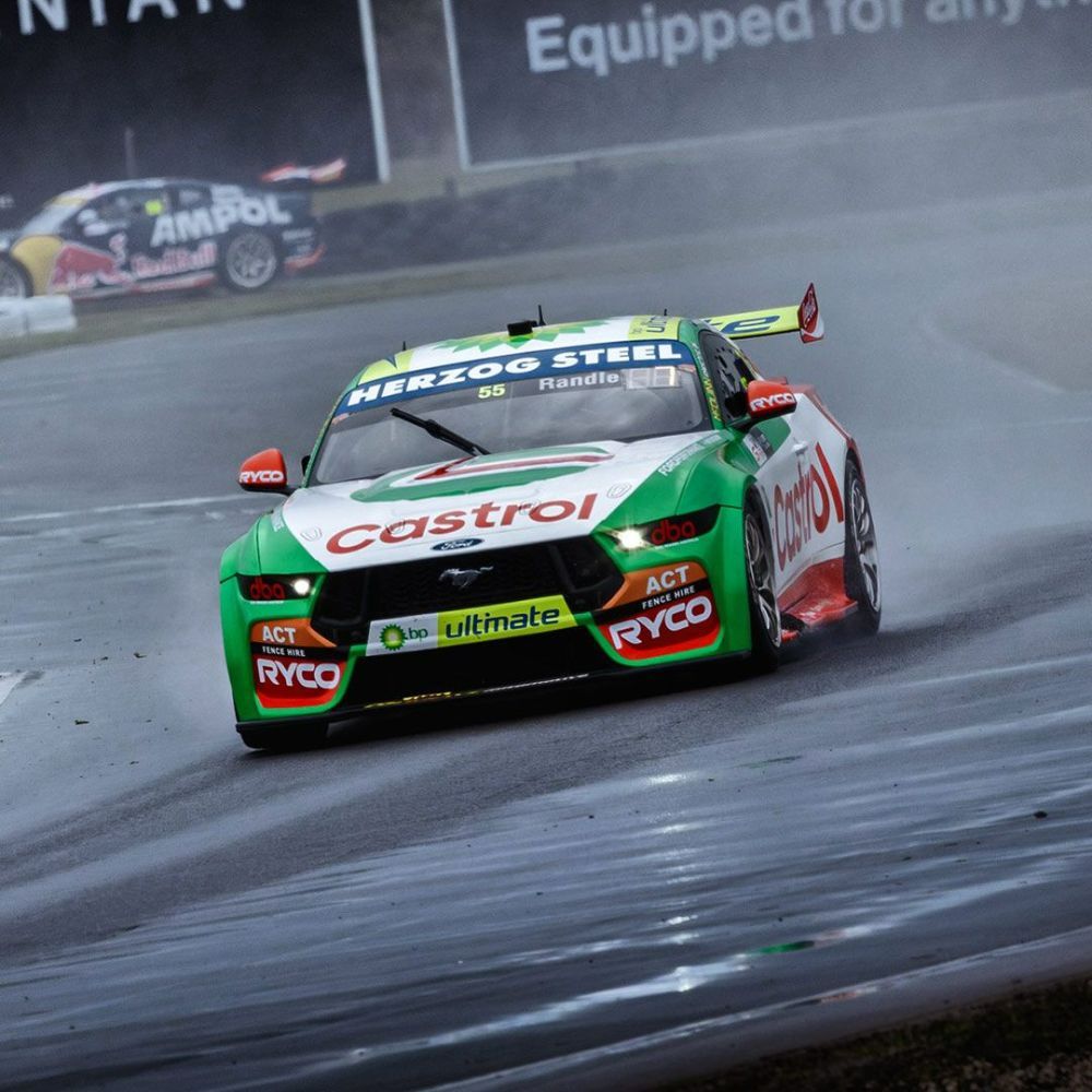 A Green and White Race Car with The Word Castrol on The Front — Wades Distributors In Whitsundays, QLD