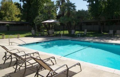 Garden Club pool