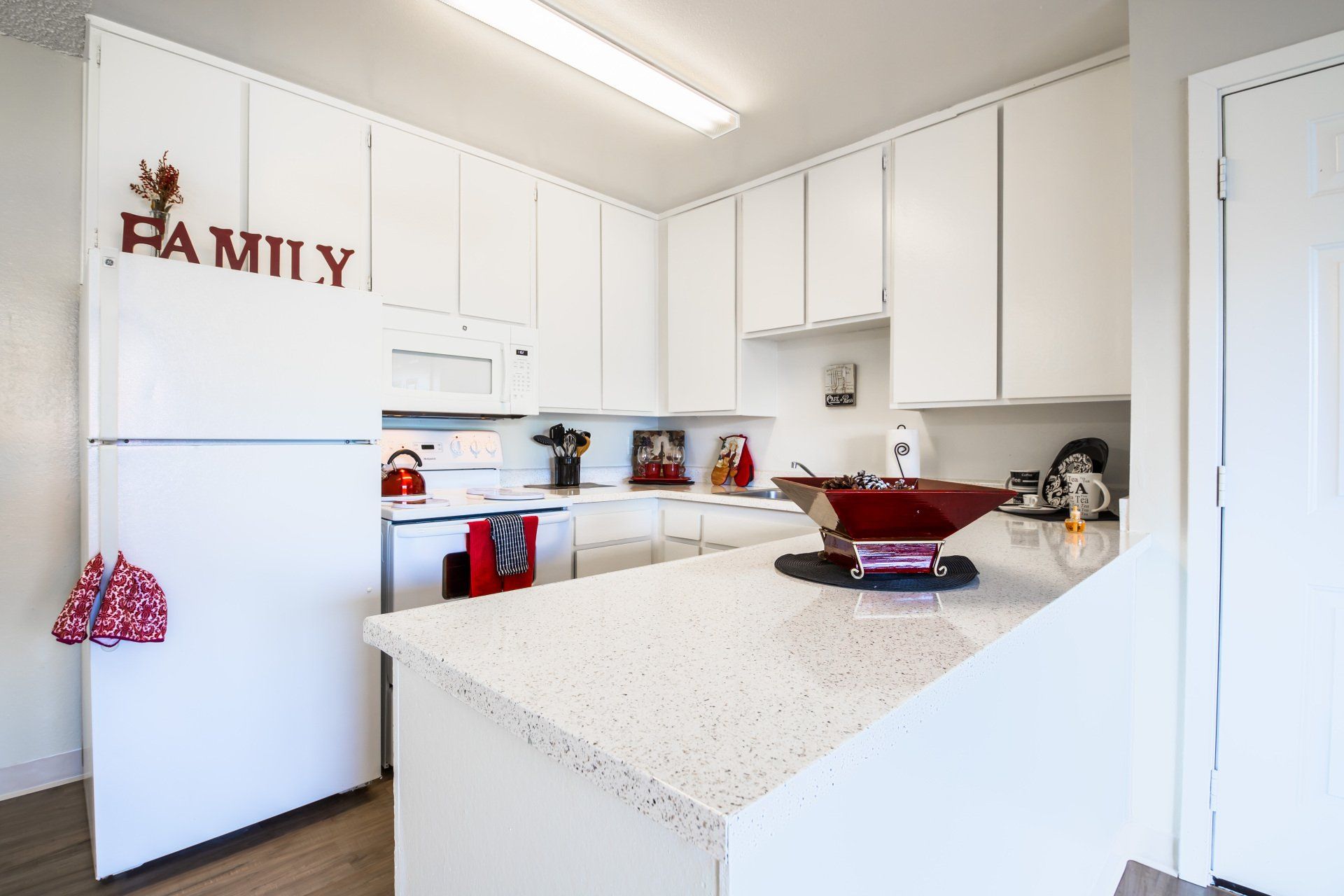 Hunters Landing kitchen