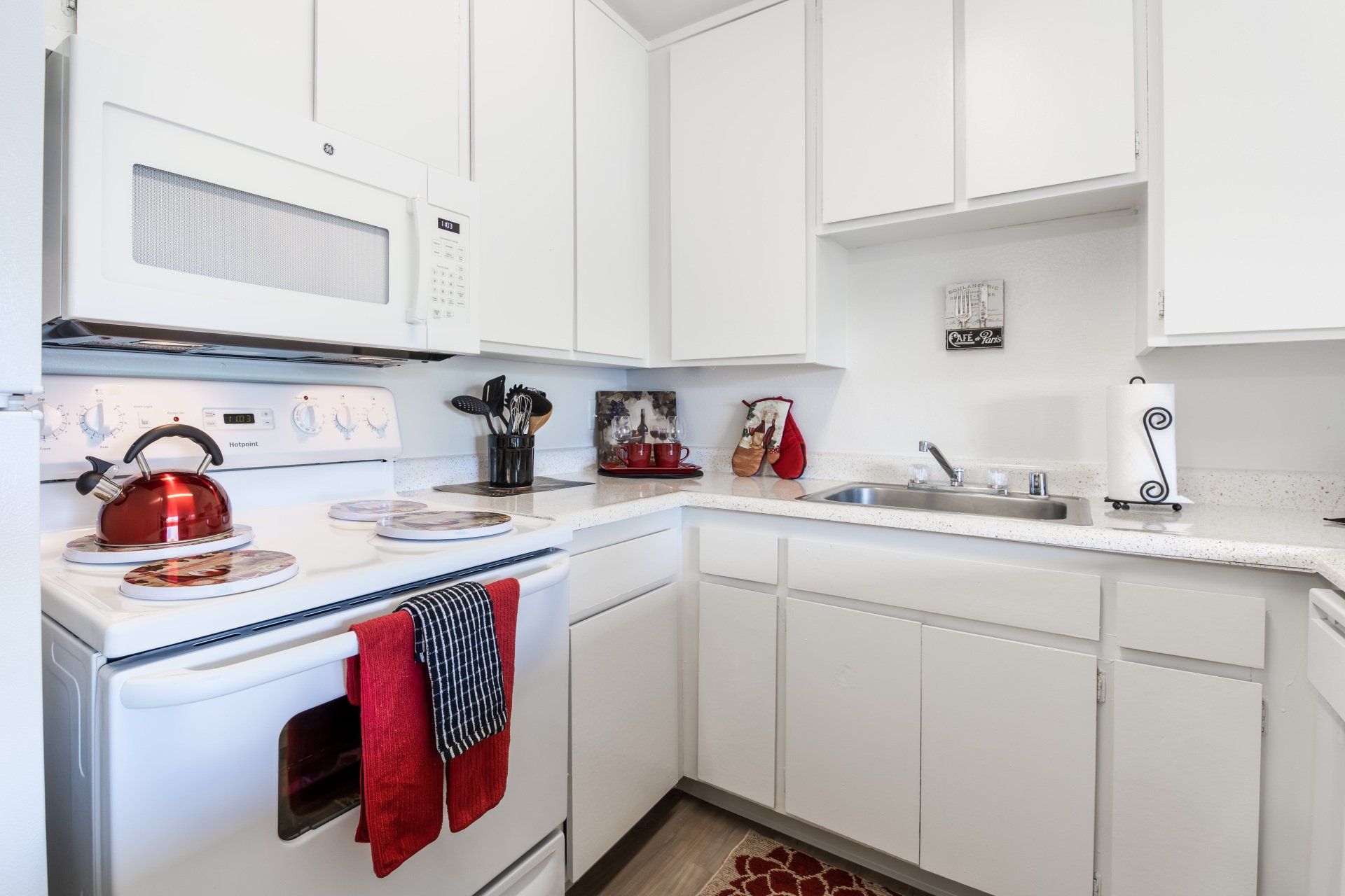 Hunters Landing kitchen