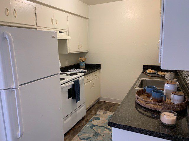 Rinconada Village kitchen