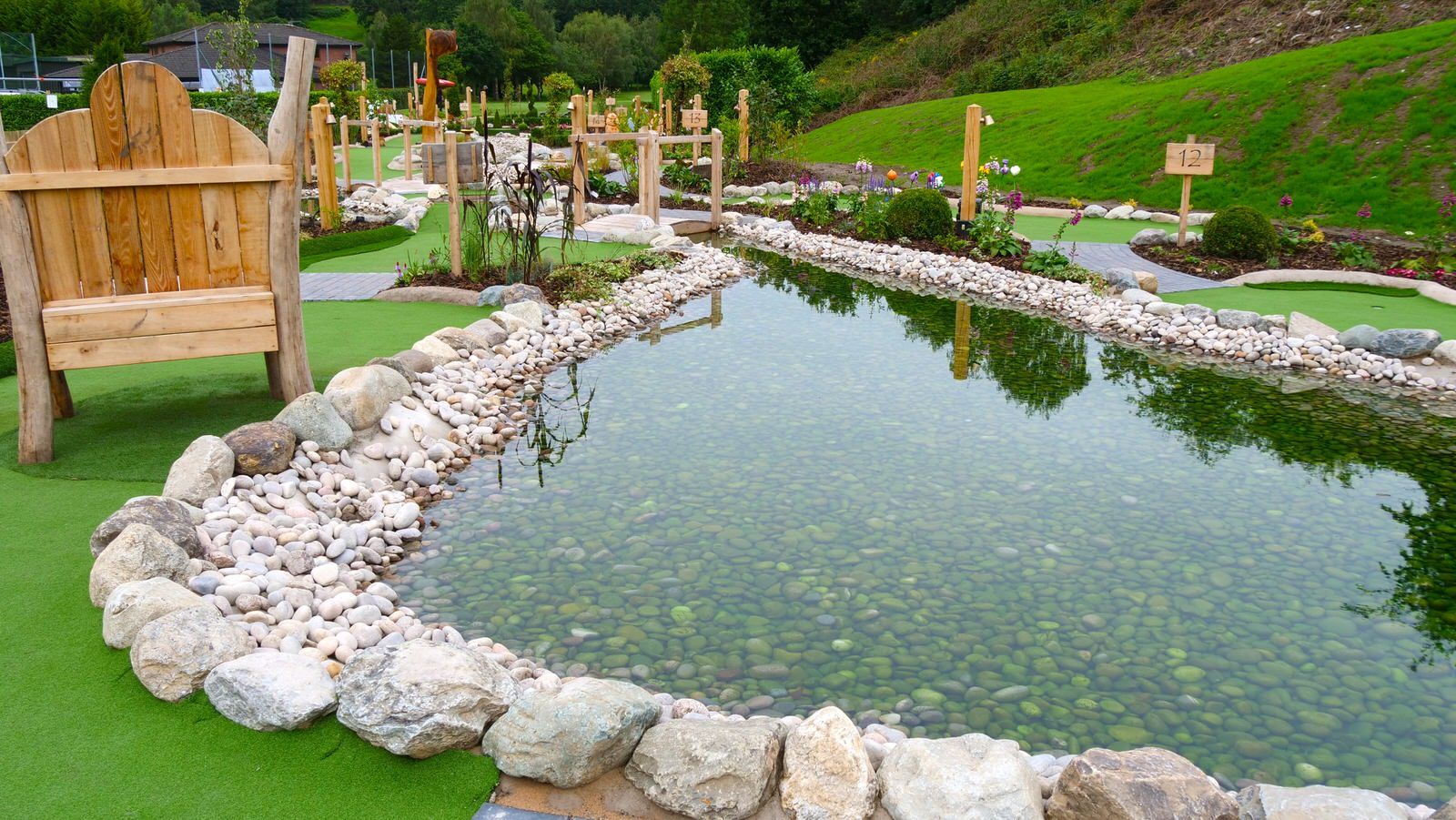 Home Mad Hatters Adventure Golf Hartford Golf Centre Cheshire