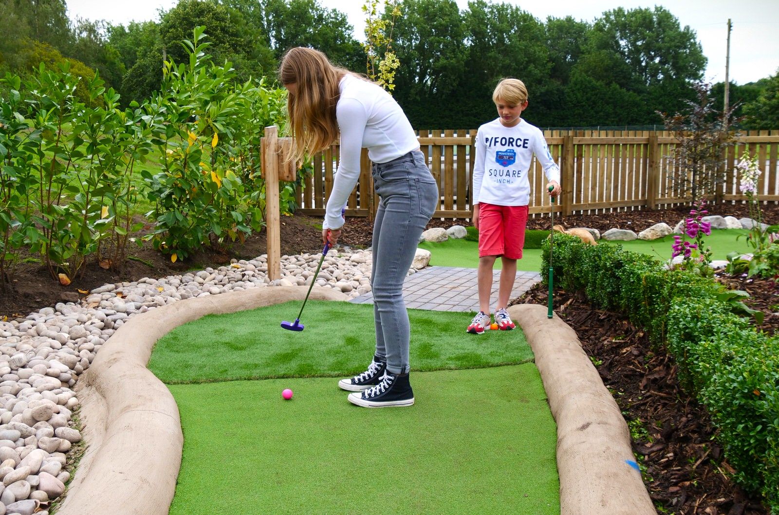 Home Mad Hatters Adventure Golf Hartford Golf Centre Cheshire