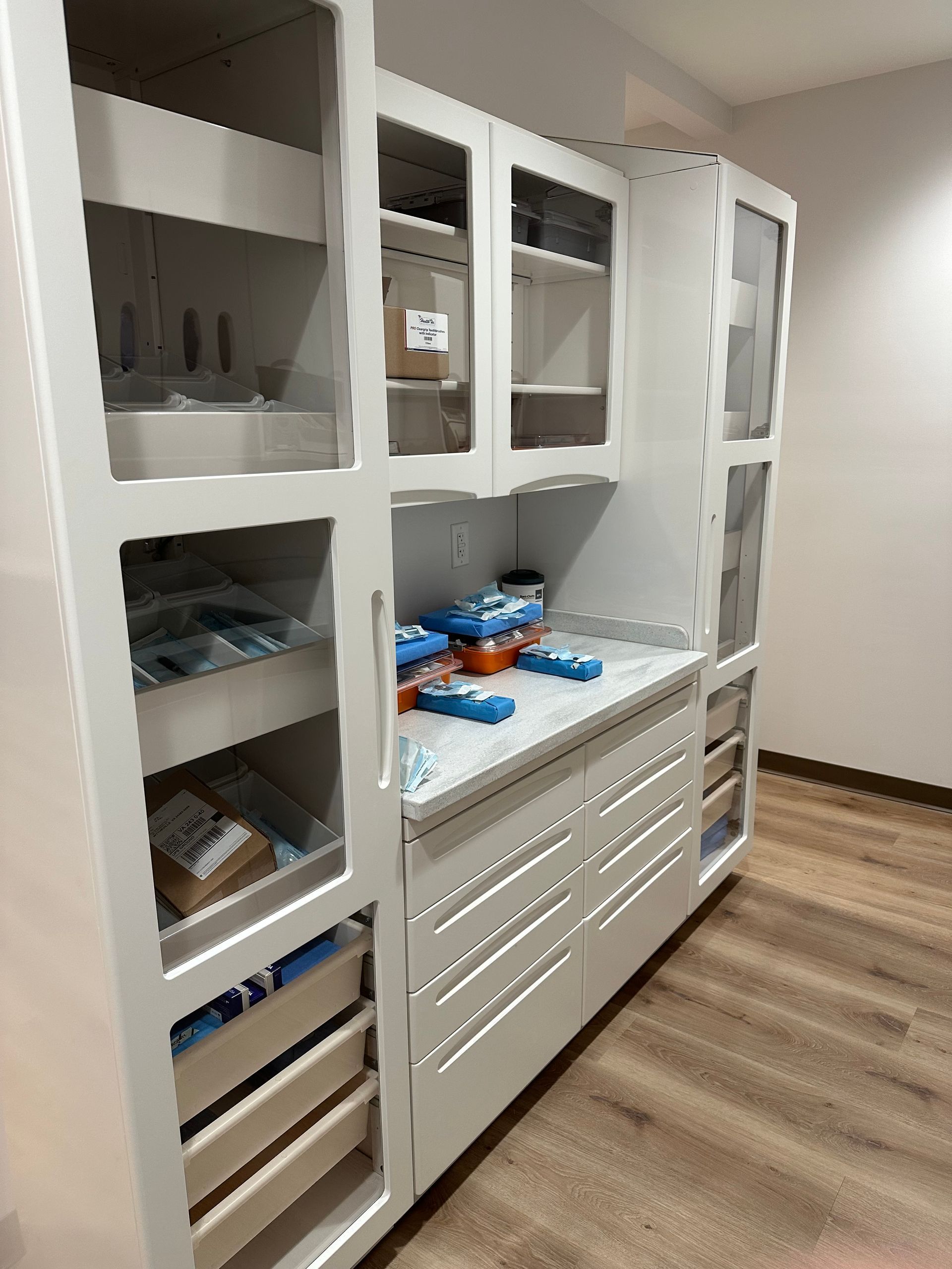 Sterilization cabinets 