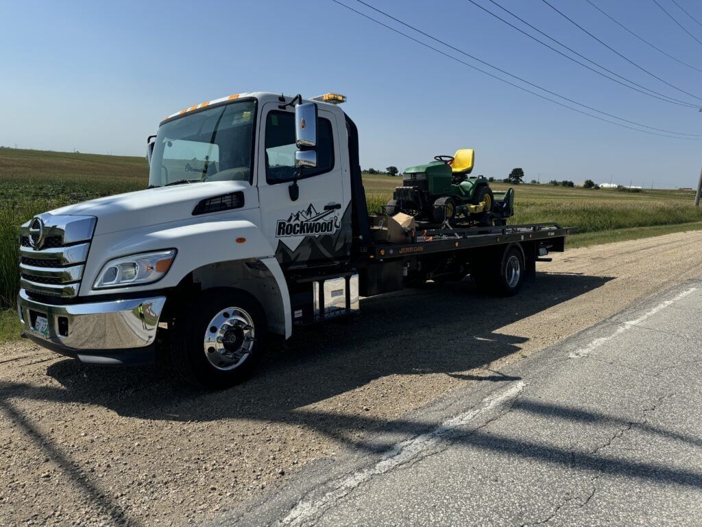 equipment hauling manitoba