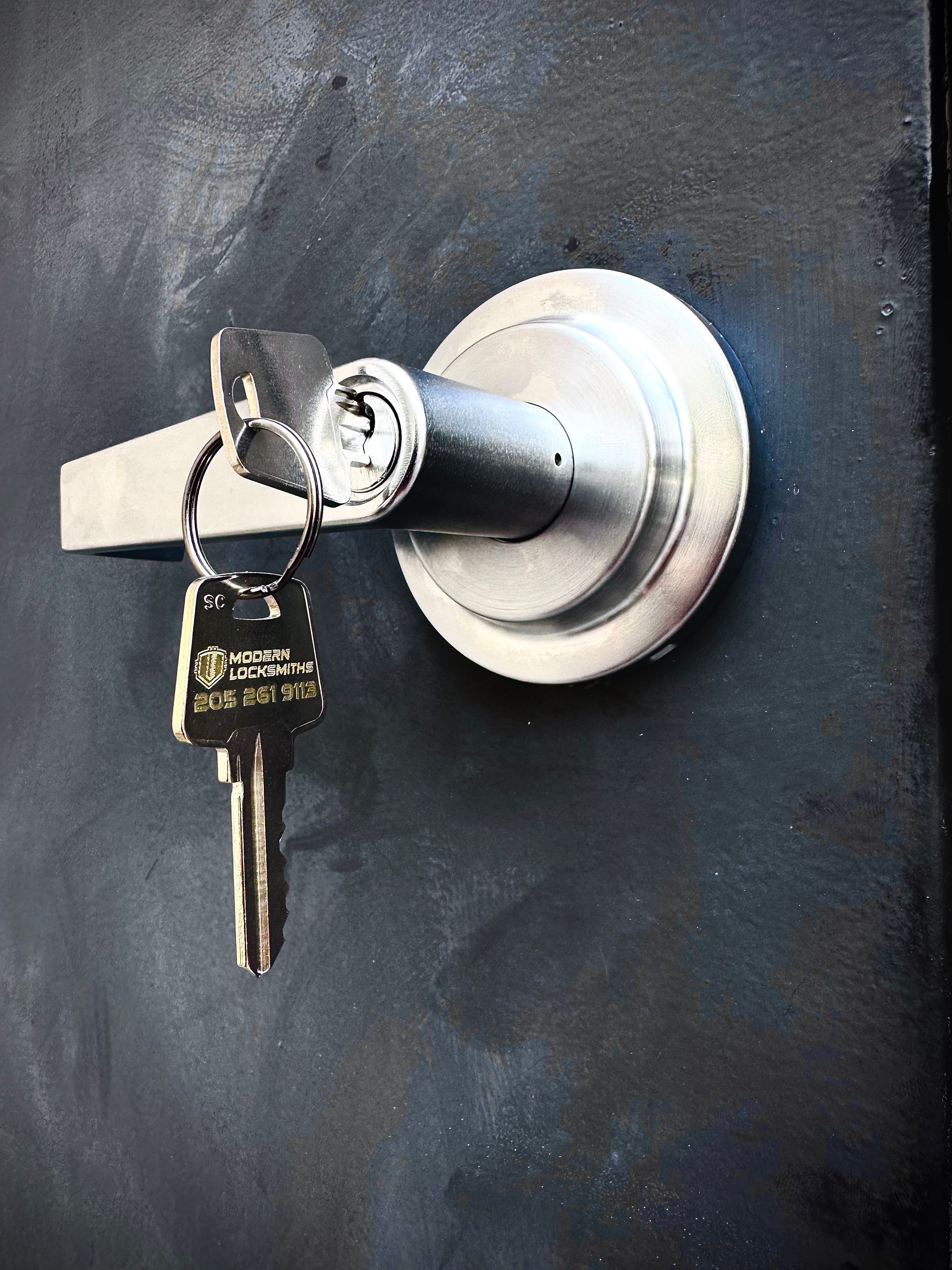 Modern Locksmiths Veteran Locksmith in Gardendale, AL